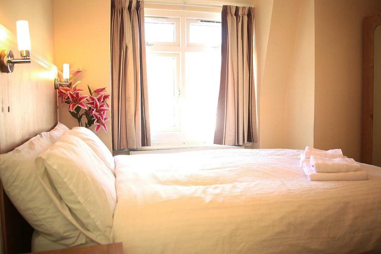 Acton Hill Hotel อีลลิง ภายนอก รูปภาพ